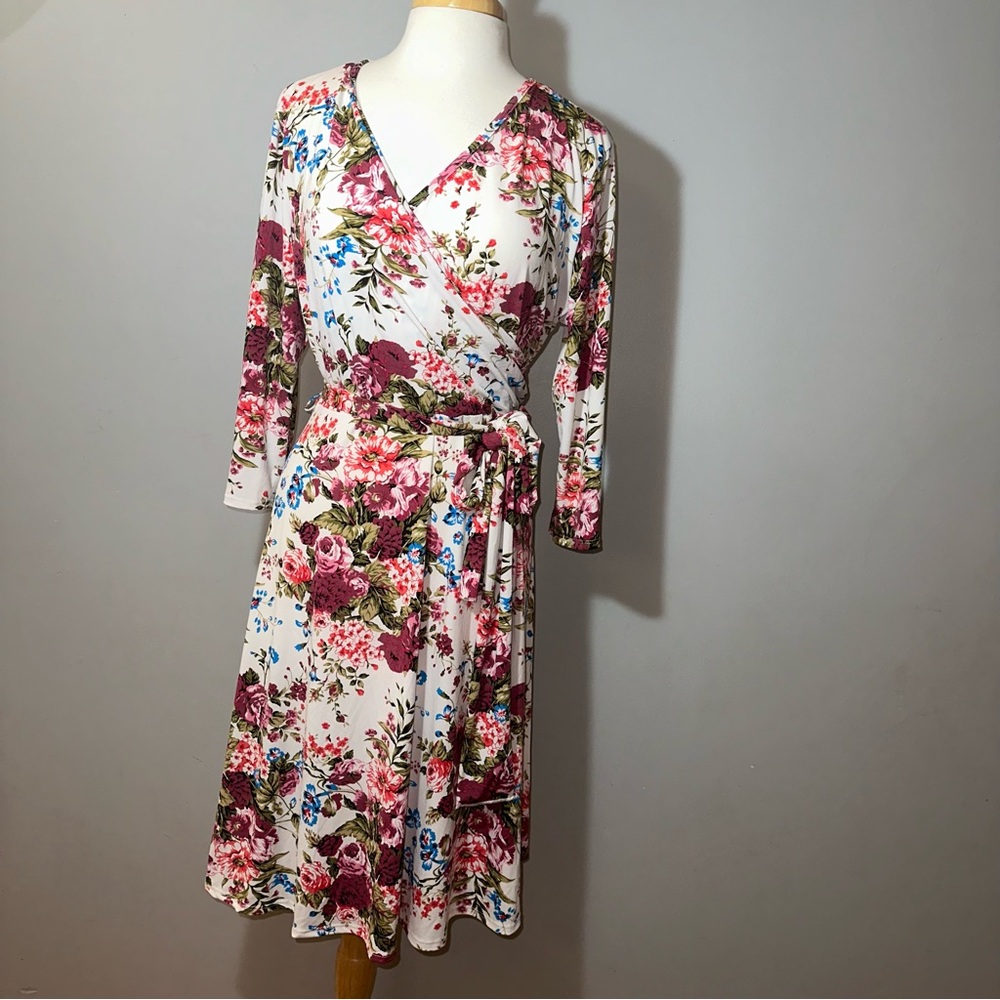 pink blush maternity wrap Dress White Floral Plus Size 2XL